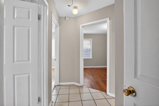 3535 HALLBROOK ST, Memphis, TN 38127