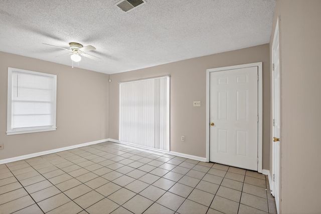 3535 HALLBROOK ST, Memphis, TN 38127