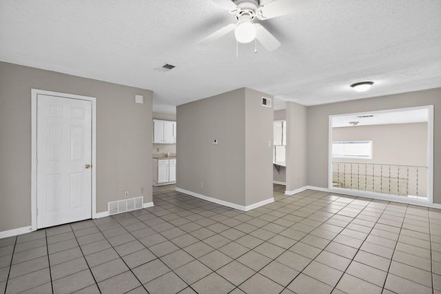 3535 HALLBROOK ST, Memphis, TN 38127