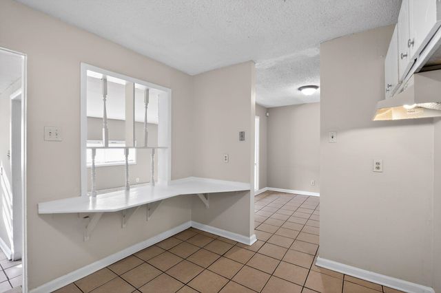 3535 HALLBROOK ST, Memphis, TN 38127