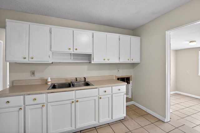 3535 HALLBROOK ST, Memphis, TN 38127