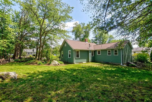 14 Francis Wyman Rd, Burlington, MA 01803