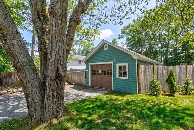 14 Francis Wyman Rd, Burlington, MA 01803