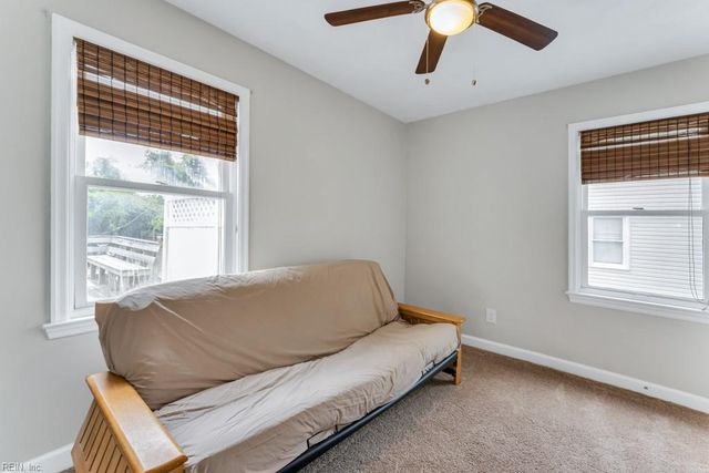 14 Quinn ST, Hampton, VA 23669
