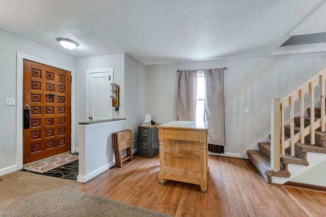14 Quinn ST, Hampton, VA 23669