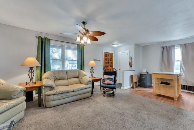 14 Quinn ST, Hampton, VA 23669