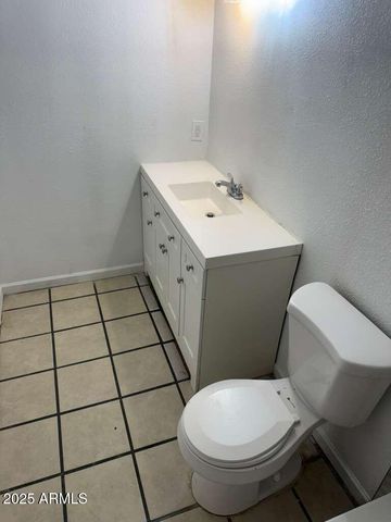 2830 N 55TH Avenue, Phoenix, AZ 85035