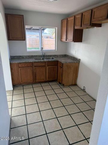 2830 N 55TH Avenue, Phoenix, AZ 85035