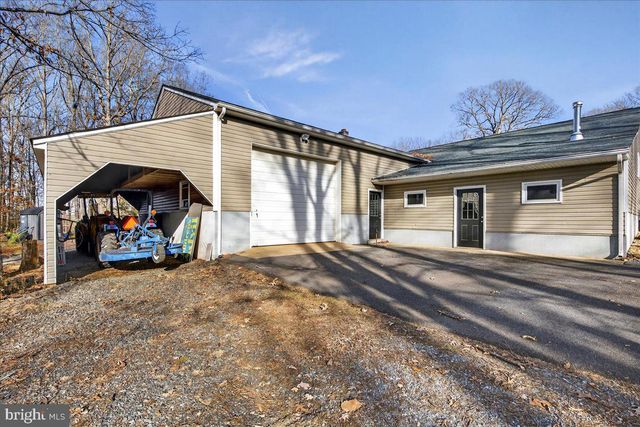 980 WALTONS STORE RD, Louisa, VA 23093