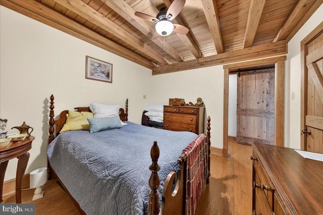 980 WALTONS STORE RD, Louisa, VA 23093