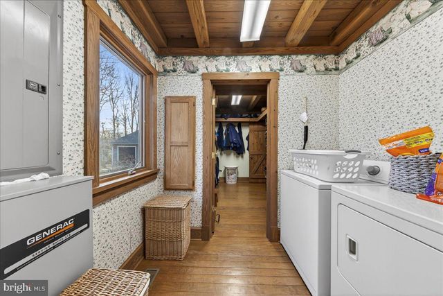 980 WALTONS STORE RD, Louisa, VA 23093