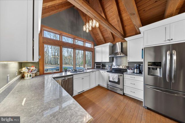 980 WALTONS STORE RD, Louisa, VA 23093