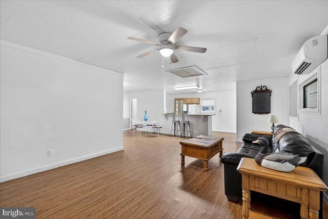 980 WALTONS STORE RD, Louisa, VA 23093