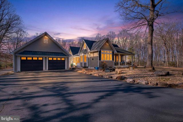 980 WALTONS STORE RD, Louisa, VA 23093