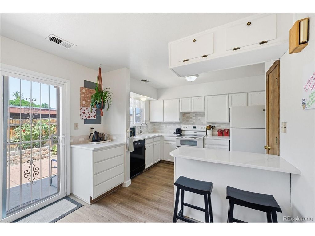 5583 S Lowell Blvd, Littleton, CO 80123