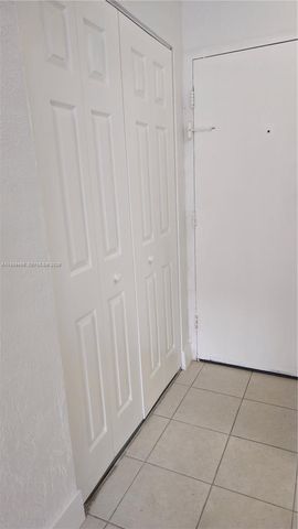 4550 NW 9th St 505E, Miami, FL 33126