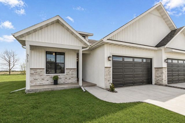 311 Willow Street, Pardeeville, WI 53954