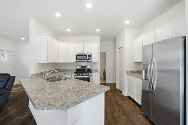 1838 Southern Circle 1838, Pingree Grove, IL 60140