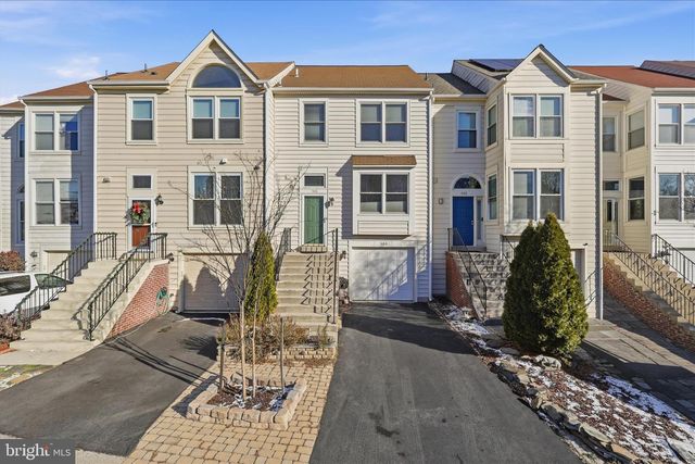 508 DAKOTA DR, Herndon, VA 20170