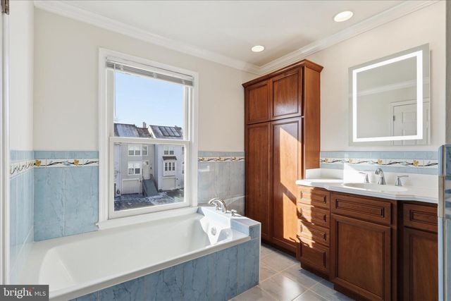 508 DAKOTA DR, Herndon, VA 20170