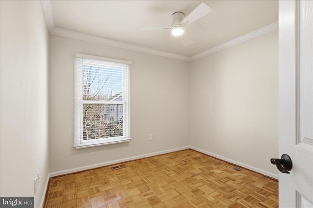 508 DAKOTA DR, Herndon, VA 20170