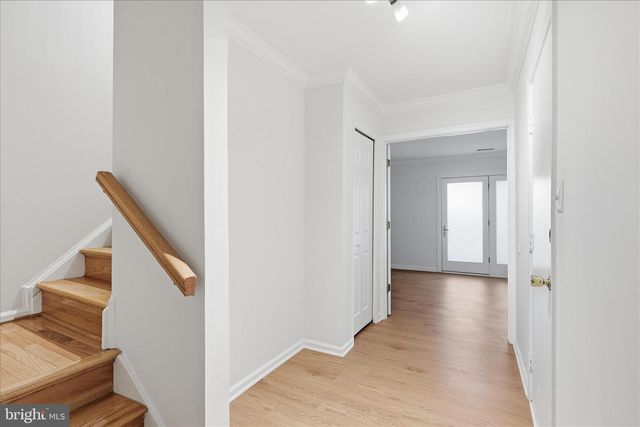 508 DAKOTA DR, Herndon, VA 20170