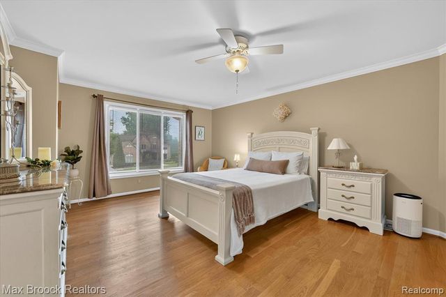 1822 Lexington Drive, Troy, MI 48084