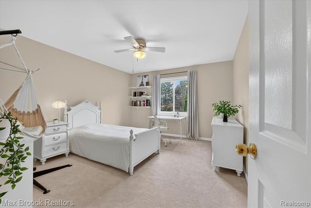 1822 Lexington Drive, Troy, MI 48084