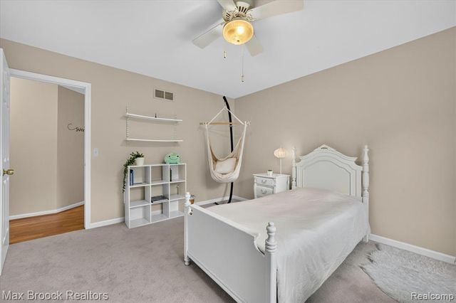 1822 Lexington Drive, Troy, MI 48084