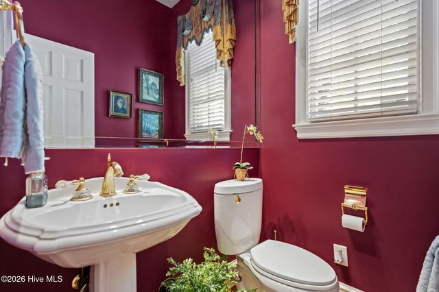 2112 Ascott Place, Wilmington, NC 28403