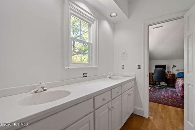 2112 Ascott Place, Wilmington, NC 28403