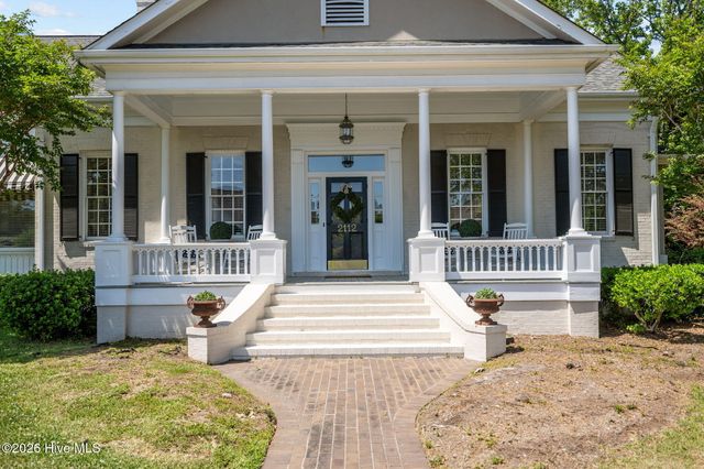 2112 Ascott Place, Wilmington, NC 28403