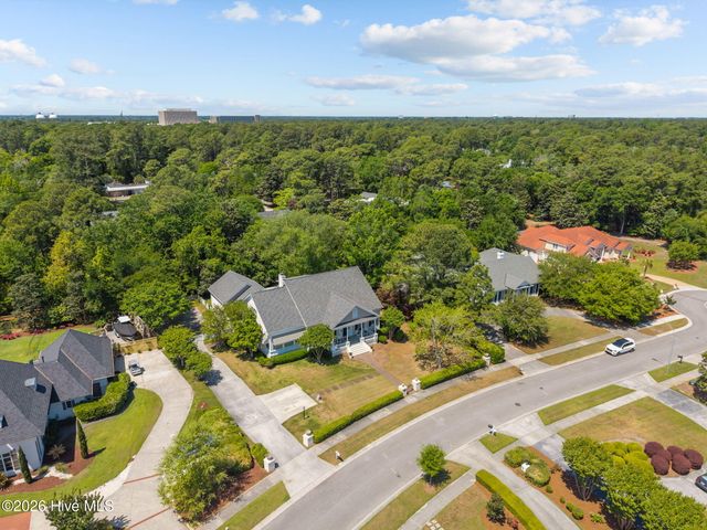 2112 Ascott Place, Wilmington, NC 28403