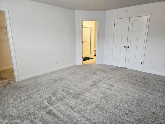 3040 Basswood Street, Little Canada, MN 55117