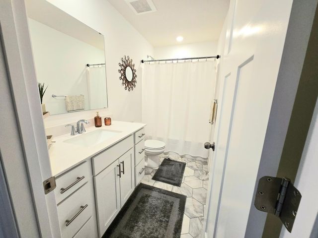 3040 Basswood Street, Little Canada, MN 55117