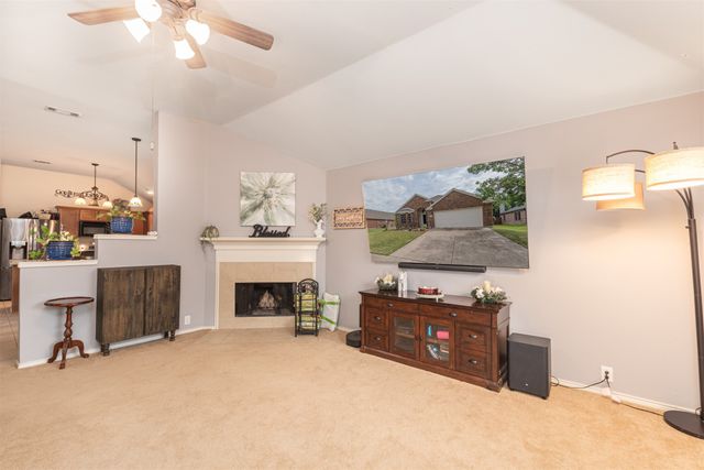 106 Coyote Run, Waxahachie, TX 75165