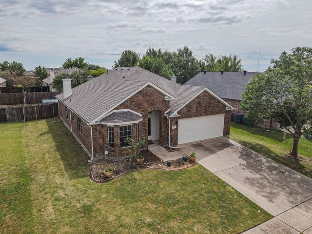 106 Coyote Run, Waxahachie, TX 75165