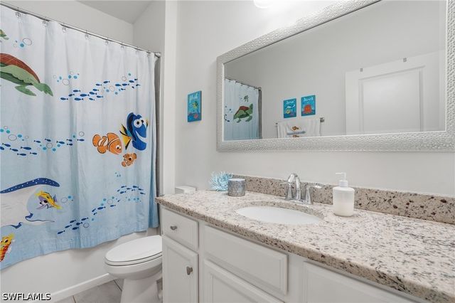 2062 Tamarron LN, Naples, FL 34120