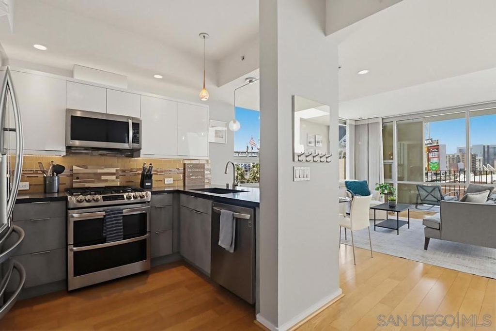 321 10Th Ave 512, San Diego, CA 92101 — photo 3