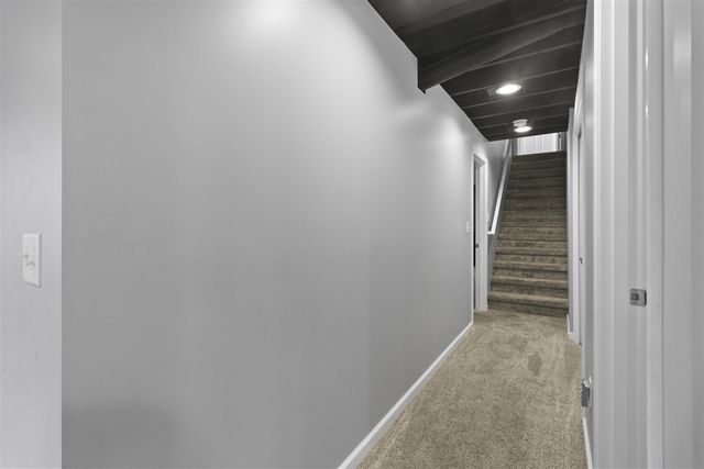 2830 Arctic Avenue, Kalamazoo, MI 49004