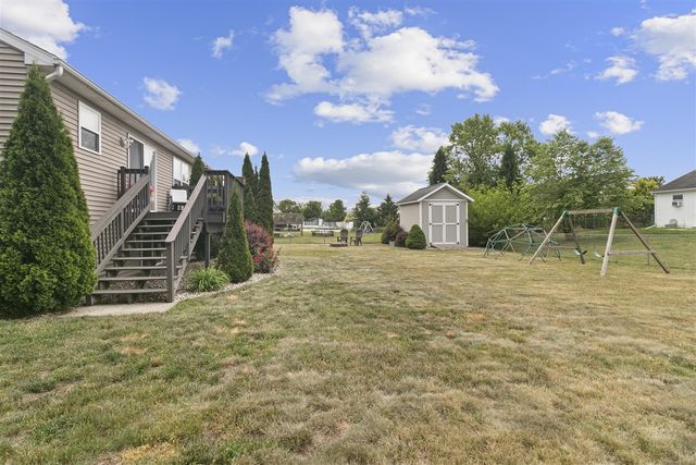 2830 Arctic Avenue, Kalamazoo, MI 49004