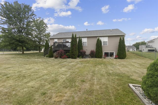 2830 Arctic Avenue, Kalamazoo, MI 49004