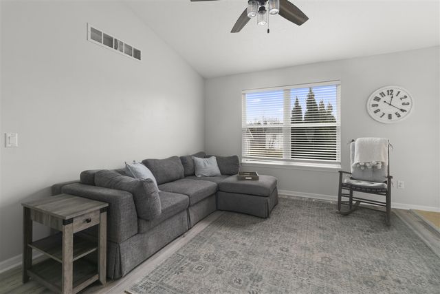 2830 Arctic Avenue, Kalamazoo, MI 49004