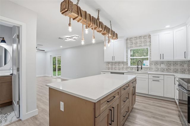 31848 HEDGEROW DRIVE, Wesley Chapel, FL 33543