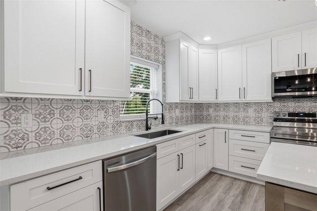 31848 HEDGEROW DRIVE, Wesley Chapel, FL 33543