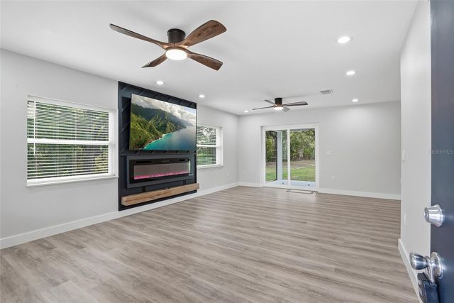 31848 HEDGEROW DRIVE, Wesley Chapel, FL 33543
