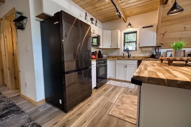 83 Chipmunk Lane, Tamworth, NH 03817