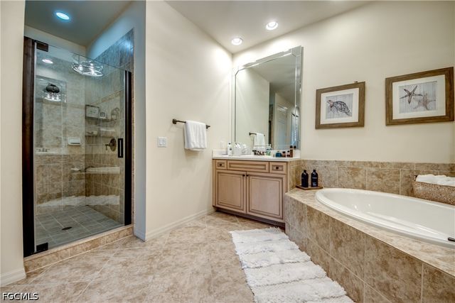 14490 Dolce Vista RD 202, Fort Myers, FL 33908