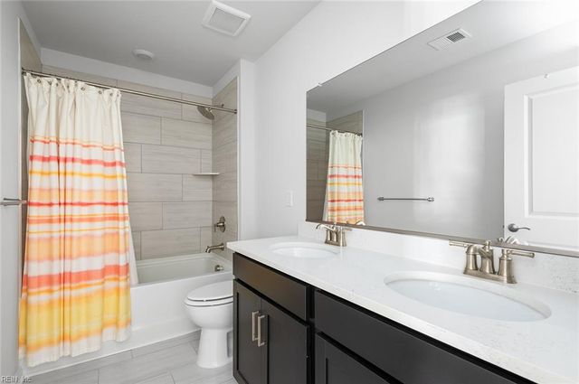 179 Royal Blackheath CV, Smithfield, VA 23430