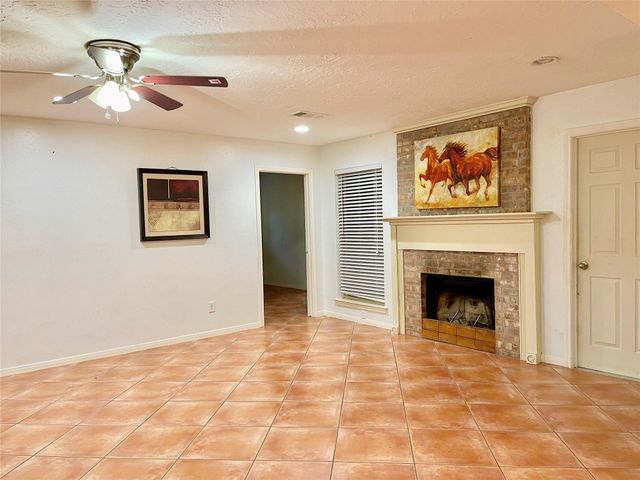 6710 S Mallard Drive, Fulshear, TX 77441